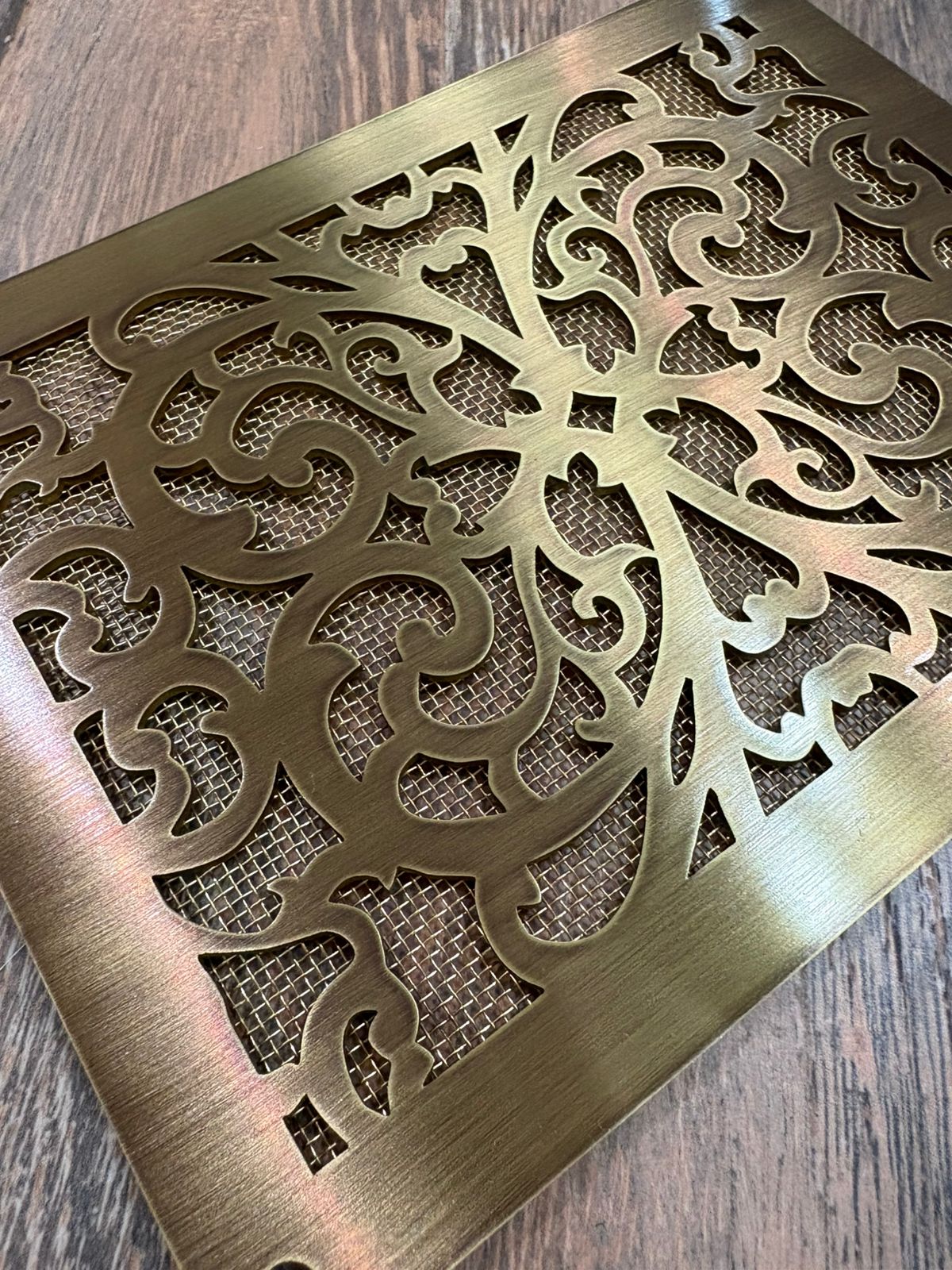 Латунная вентиляционная решётка с патиной ЛР354 200х150