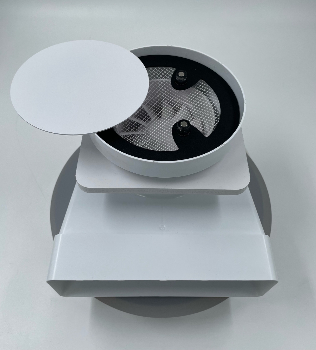 Теневой диффузор для натяжного потолка FoZa FoZa d150мм с вентилятором на шарикоподшипнике d100мм с выходом на трубу 60х204мм